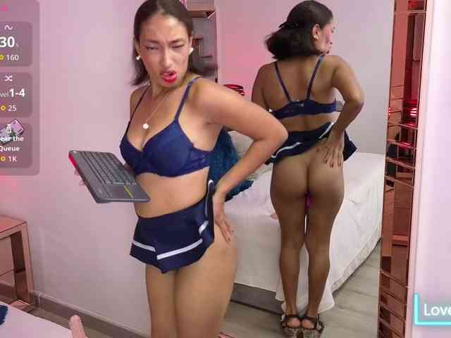 KatyMonrow webcam