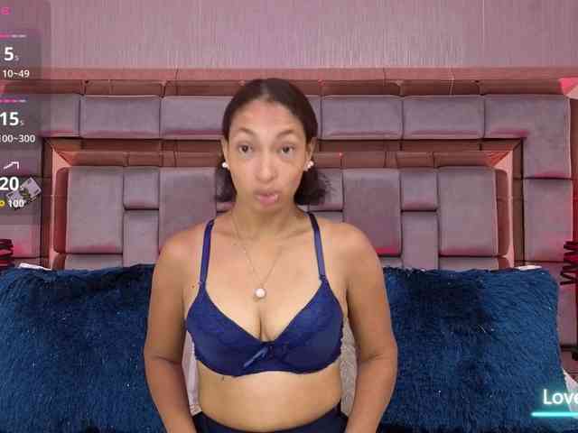 KatyMonrow webcam
