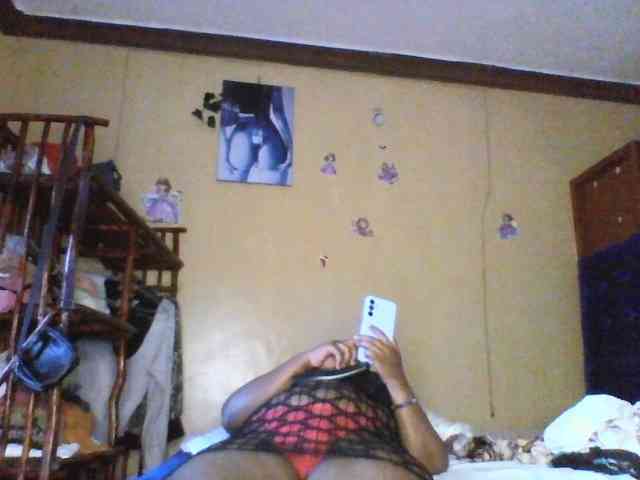Hot-chick66 webcam