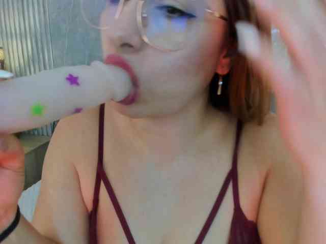Emili-Hot webcam