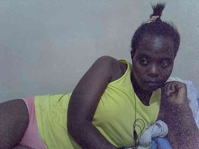 Prettiesweet webcam