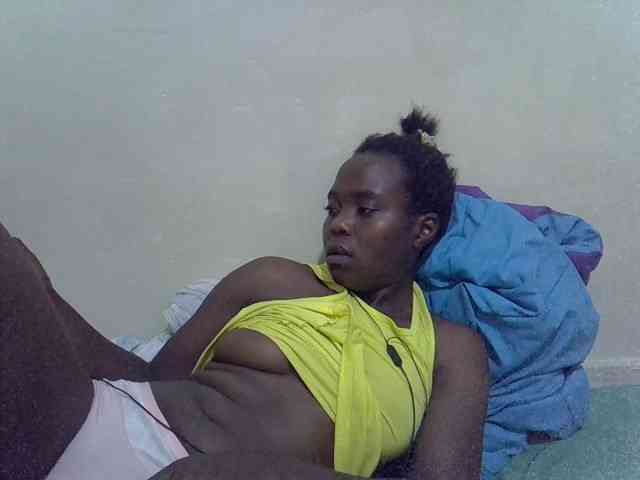 Prettiesweet webcam