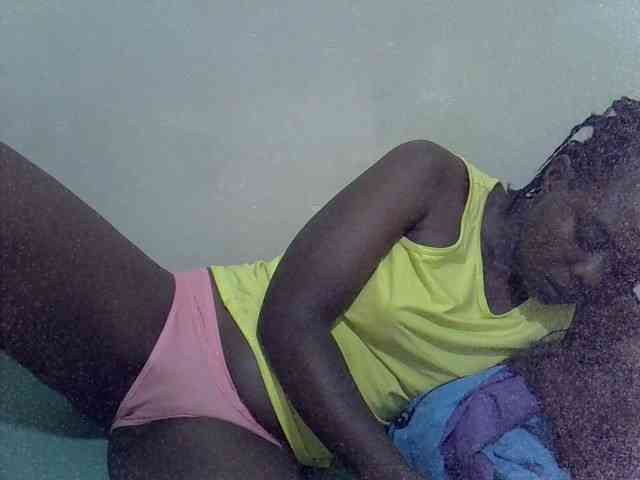 Prettiesweet webcam