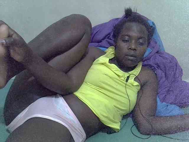 Prettiesweet webcam