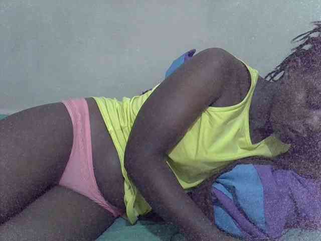 Prettiesweet webcam