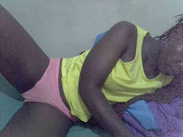 Prettiesweet webcam