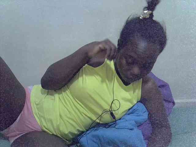 Prettiesweet webcam
