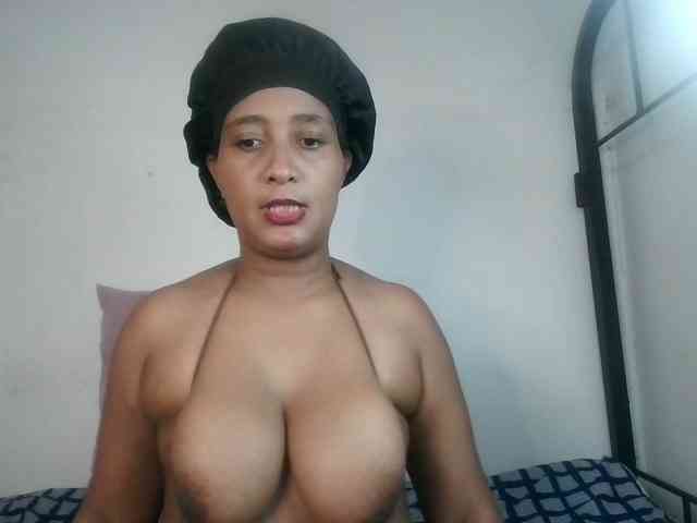 Browneyesxx webcam