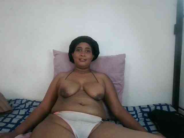 Browneyesxx webcam