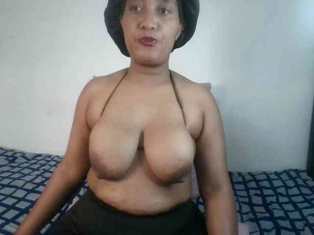 Browneyesxx webcam