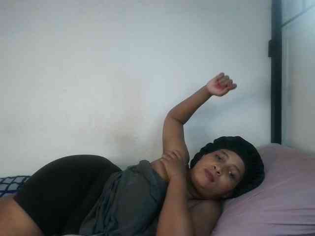 Browneyesxx webcam