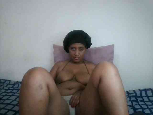 Browneyesxx webcam