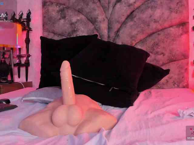 AriBaker webcam