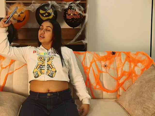 LiaMoon webcam