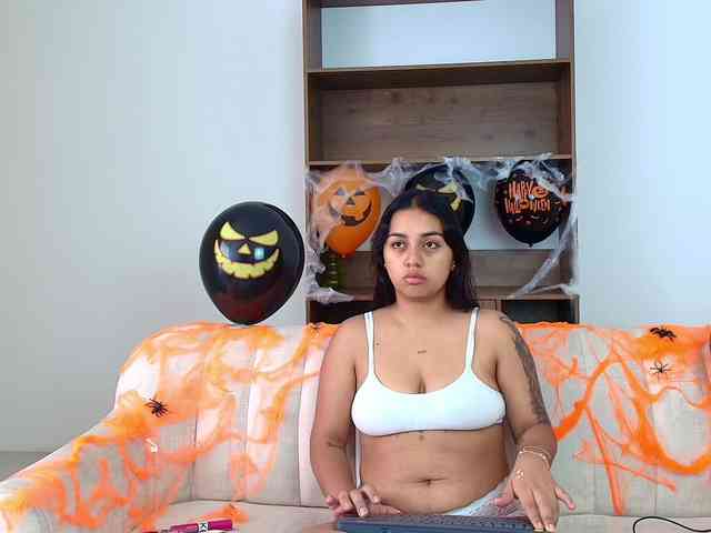 LiaMoon webcam