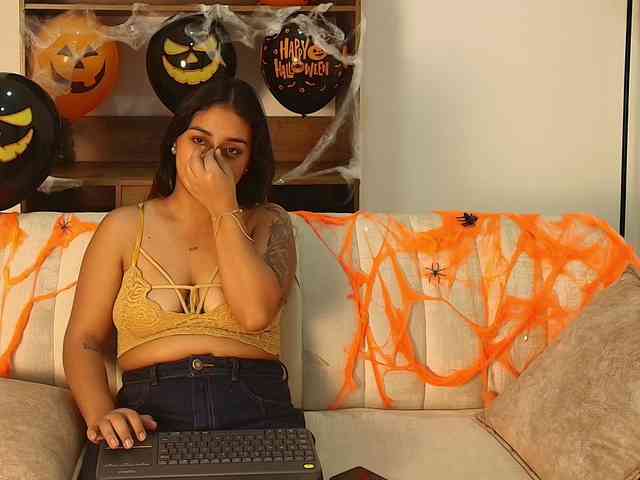 LiaMoon webcam