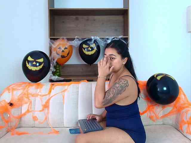 LiaMoon webcam
