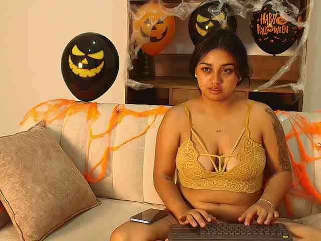 LiaMoon webcam