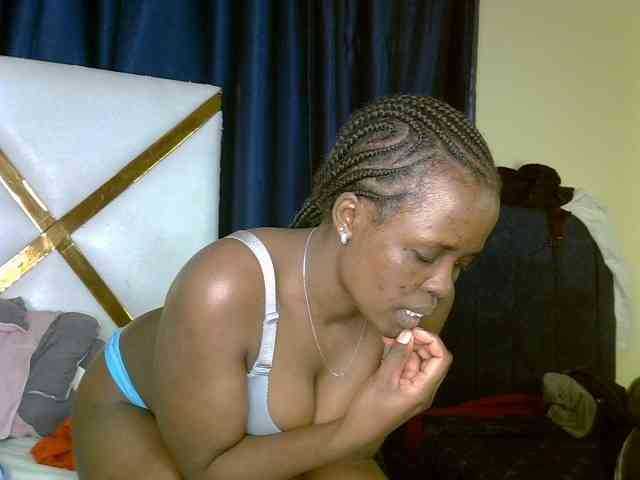 Caramel22 webcam
