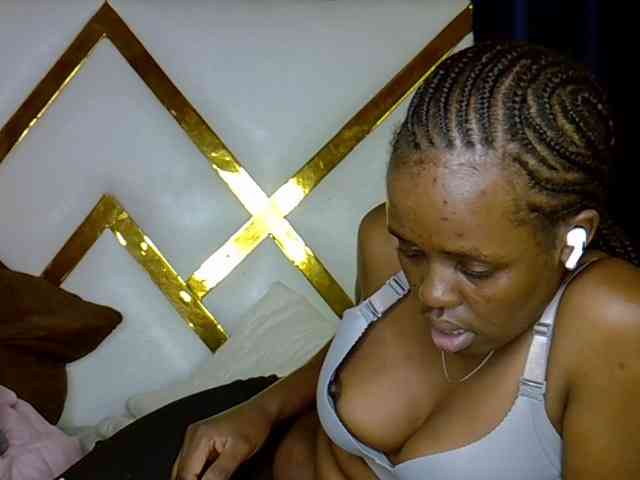 Caramel22 webcam