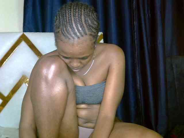 Caramel22 webcam