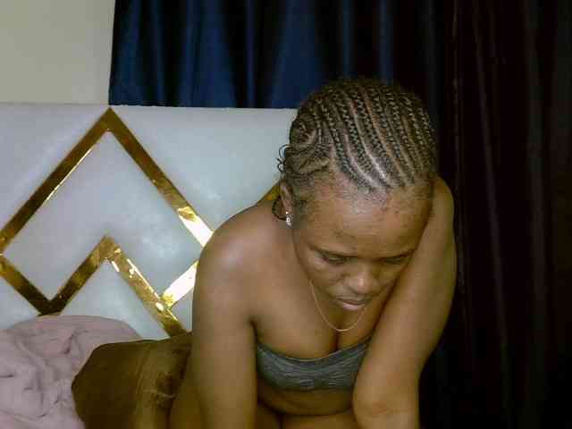 Caramel22 webcam
