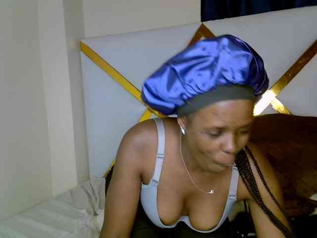 Caramel22 webcam