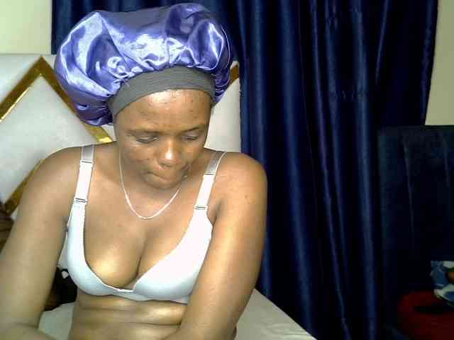 Caramel22 webcam