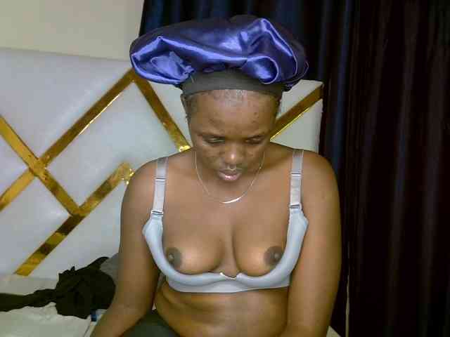 Caramel22 webcam