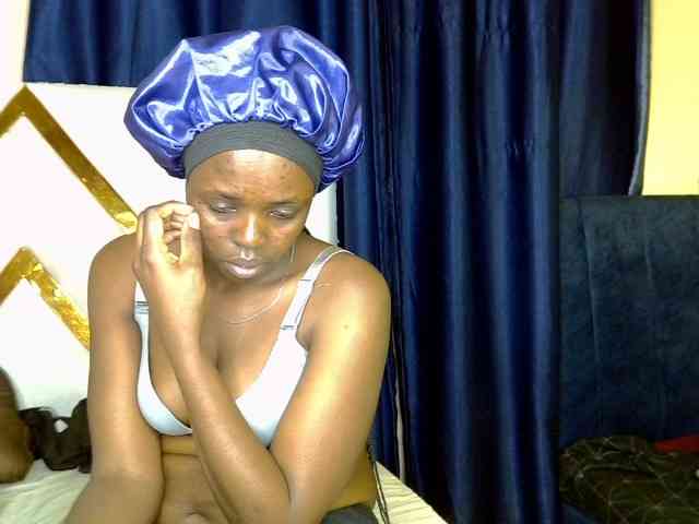 Caramel22 webcam