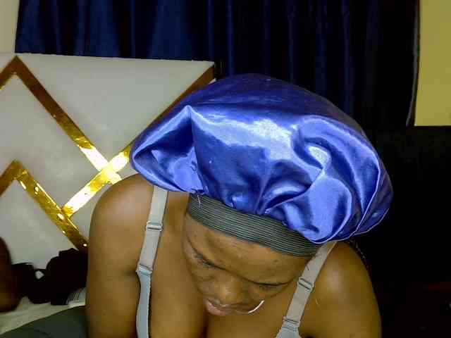 Caramel22 webcam