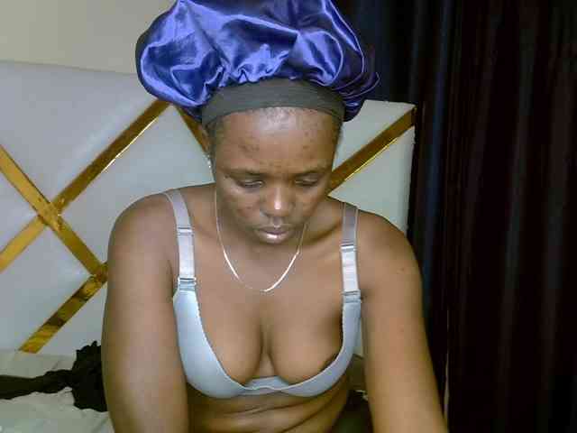Caramel22 webcam