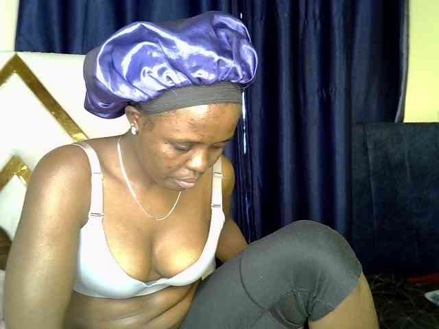 Caramel22 webcam