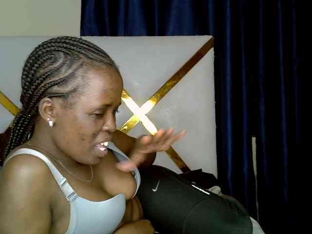 Caramel22 webcam