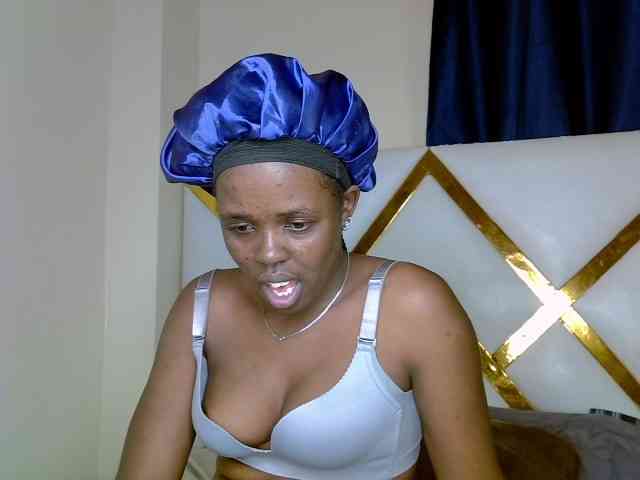 Caramel22 webcam