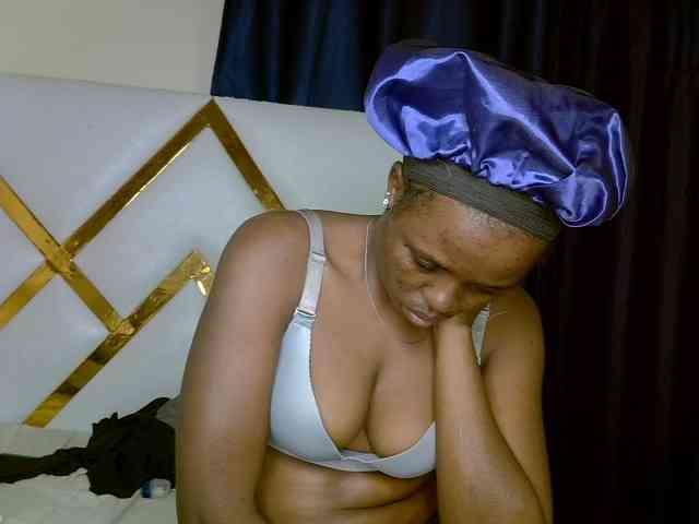 Caramel22 webcam