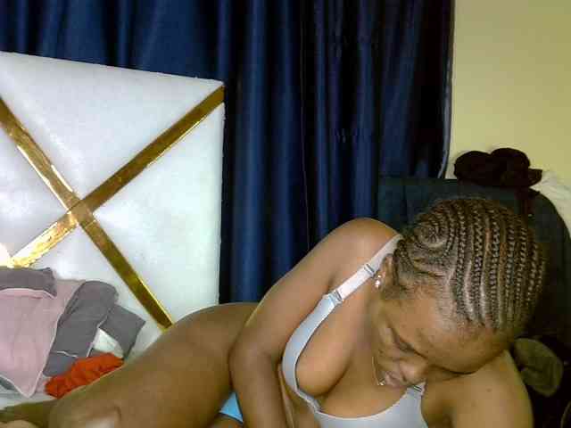 Caramel22 webcam