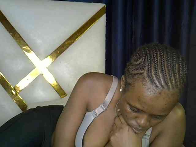 Caramel22 webcam