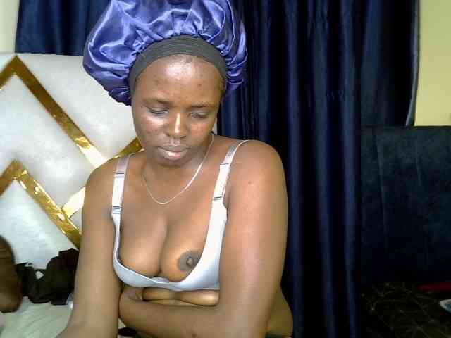 Caramel22 webcam