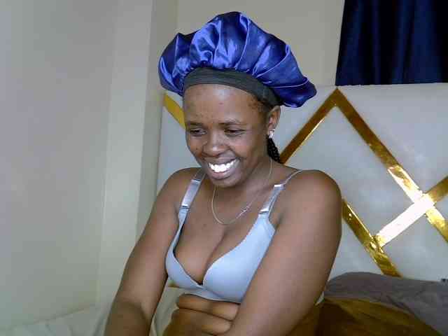 Caramel22 webcam