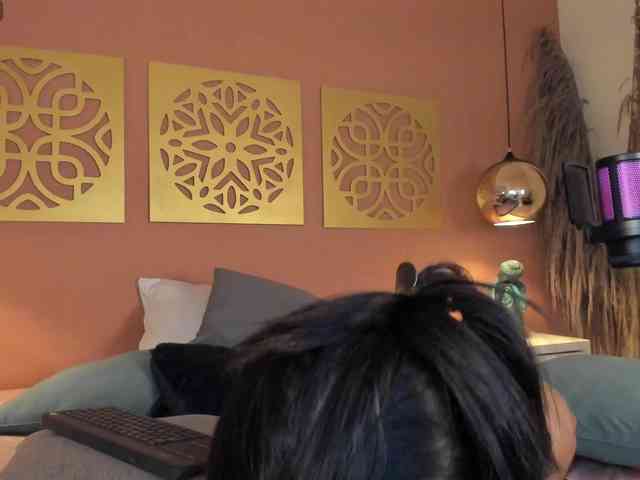 Alyssa-Ray webcam