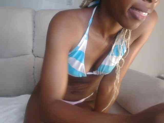 Pretyass webcam