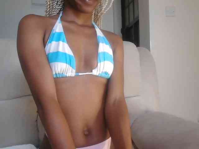 Pretyass webcam