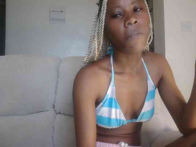 Pretyass webcam