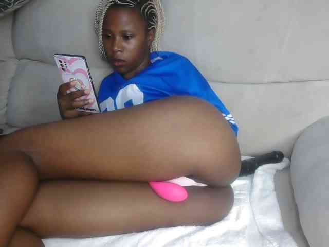 Pretyass webcam