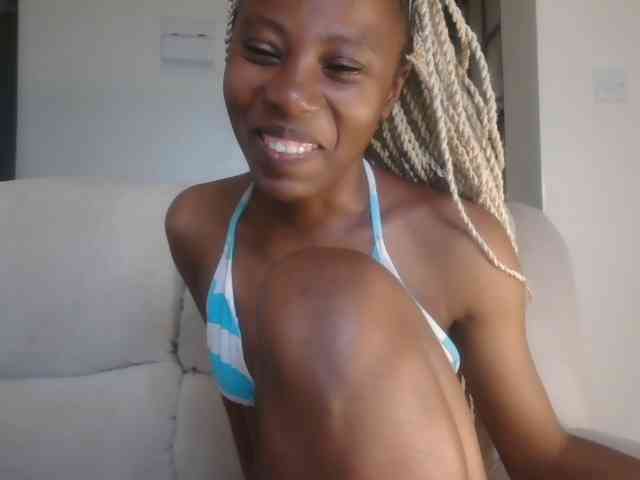 Pretyass webcam