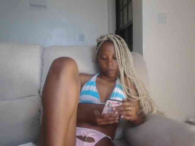 Pretyass webcam