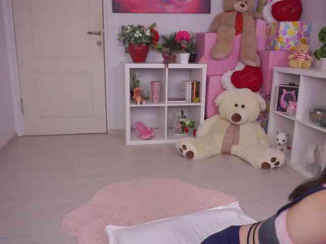 AryaStarky webcam