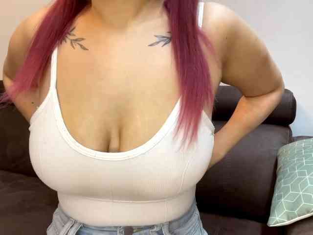 RoseanneCelestine webcam