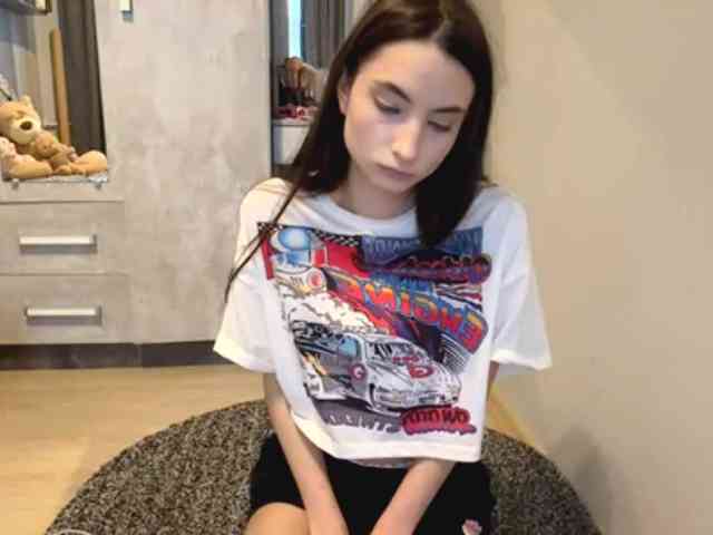 ElizaSmethers webcam